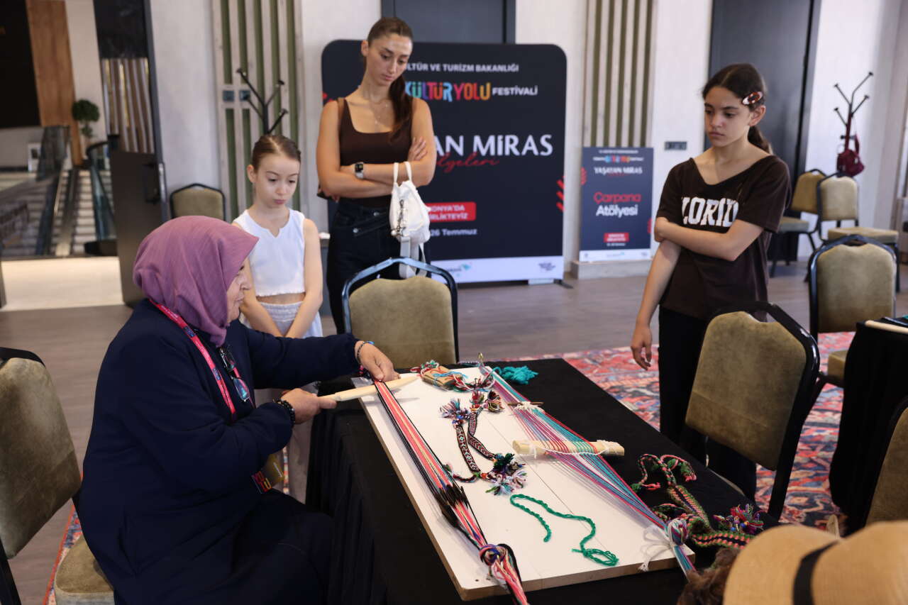 Konya Kültür Yolu Festivali’nde 4’üncü gün! Geleneksel sanatlar yoğun ilgi gördü 19